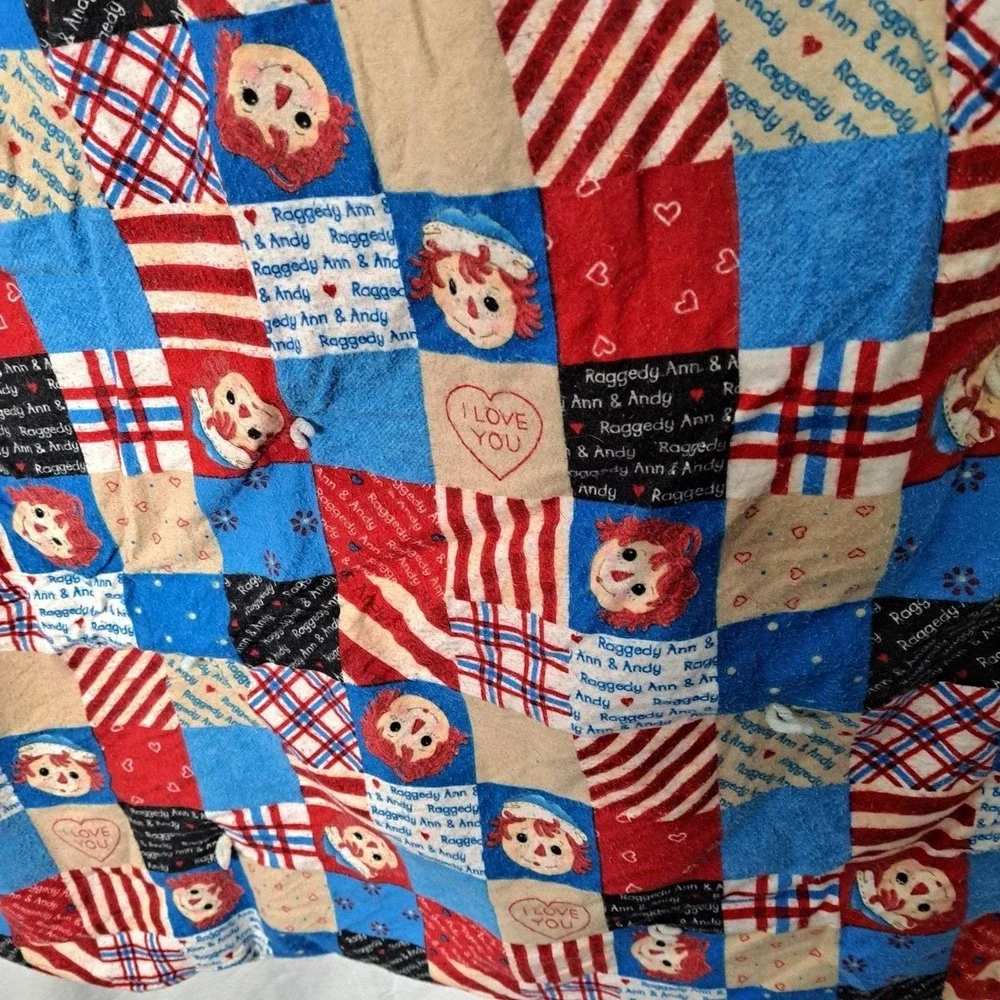 Raggedy Ann & Andy Quilt 40x60